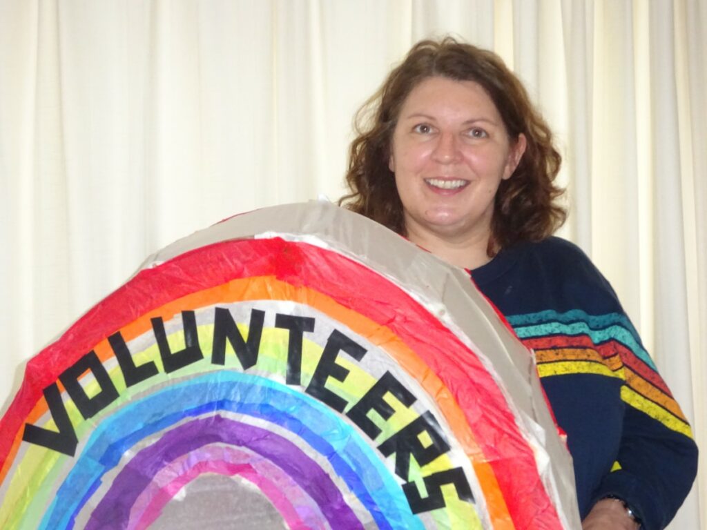tide-volunteering-caroling